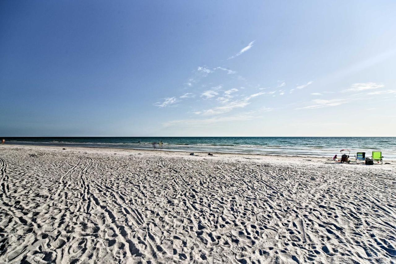 Walk To Beach Condo With Pool In Indian Shores! Clearwater Beach Exterior photo