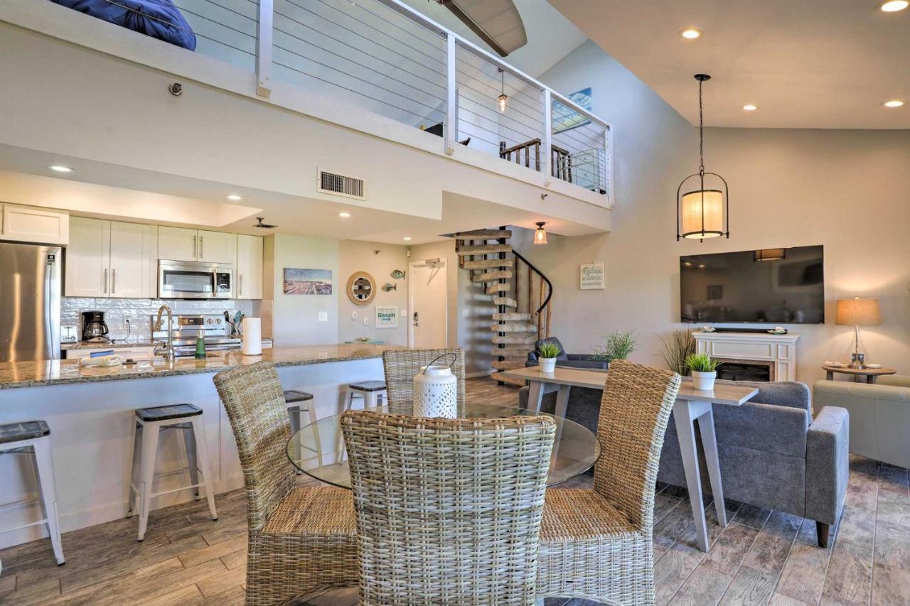 Walk To Beach Condo With Pool In Indian Shores! Clearwater Beach Exterior photo