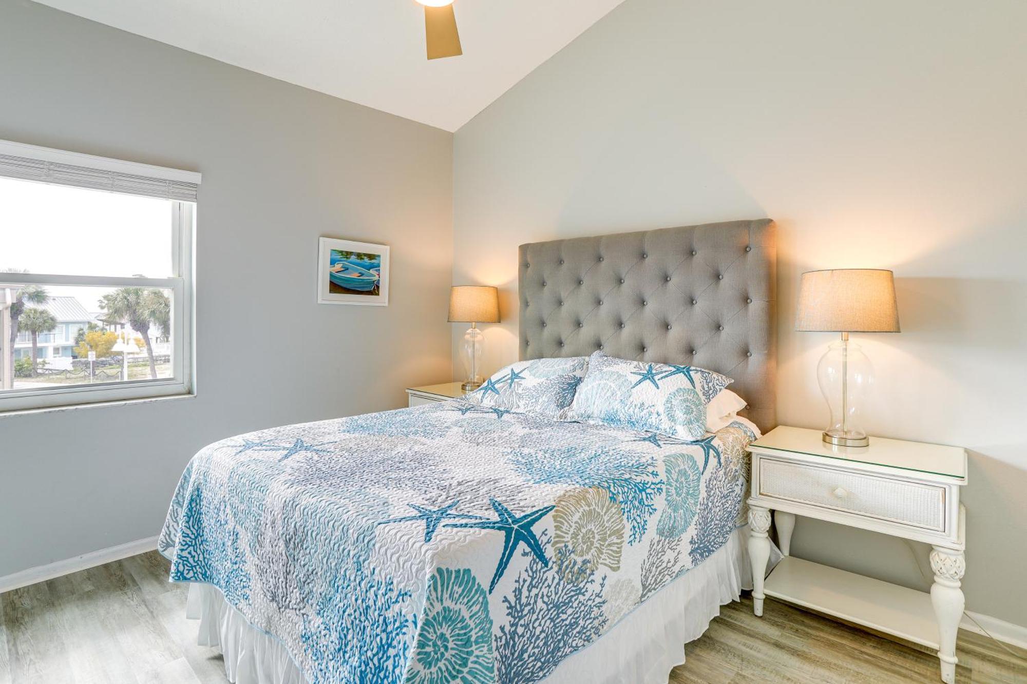 Walk To Beach Condo With Pool In Indian Shores! Clearwater Beach Exterior photo
